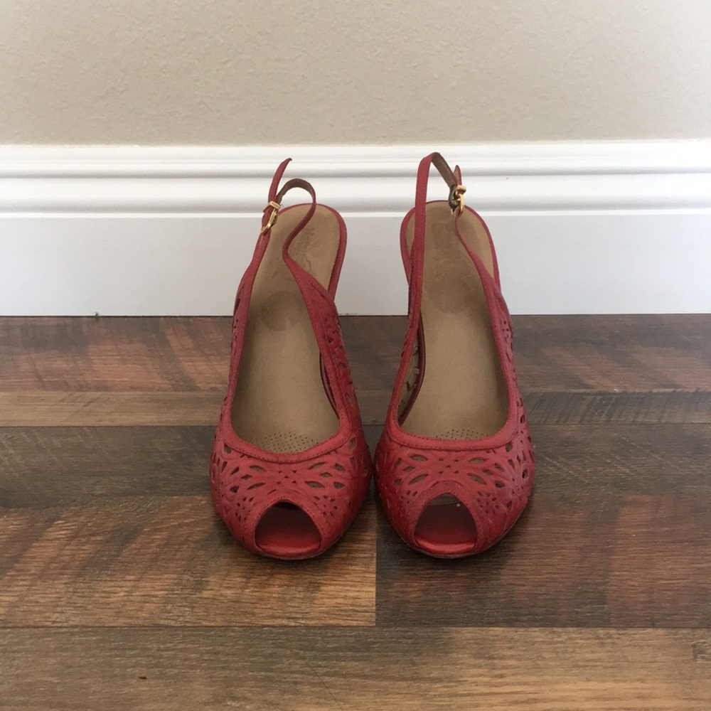 Red shoes